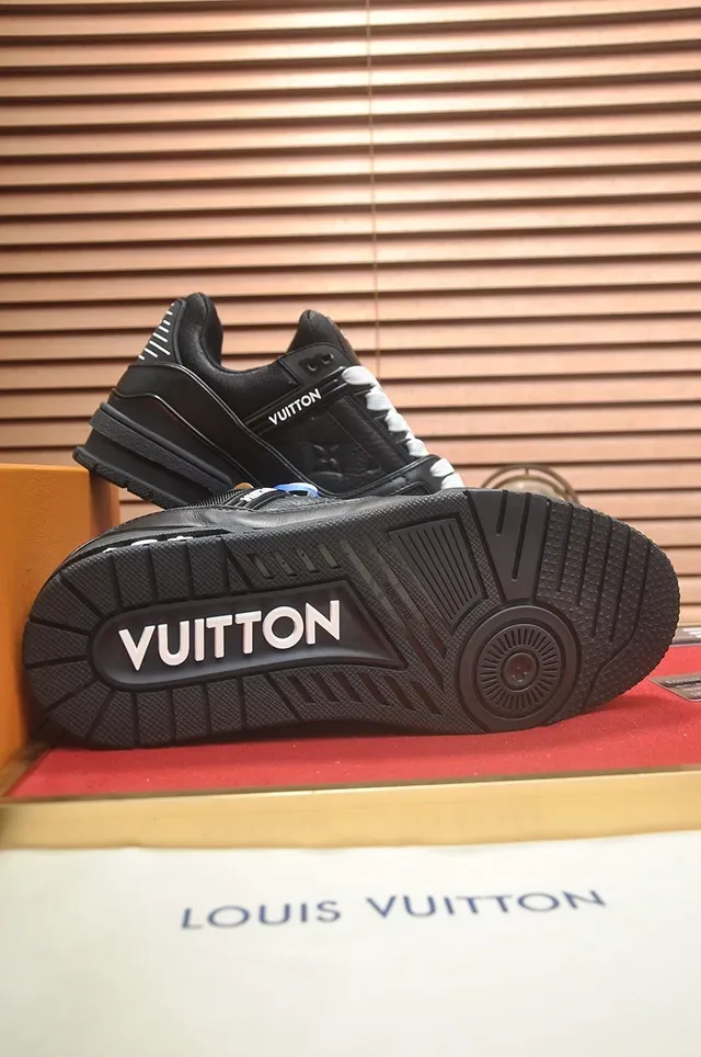 Louis Vuitton LV Trainer Negro Blanco Suela Plataforma Gruesa Cuero Superior Sneakers Lifestyle 2