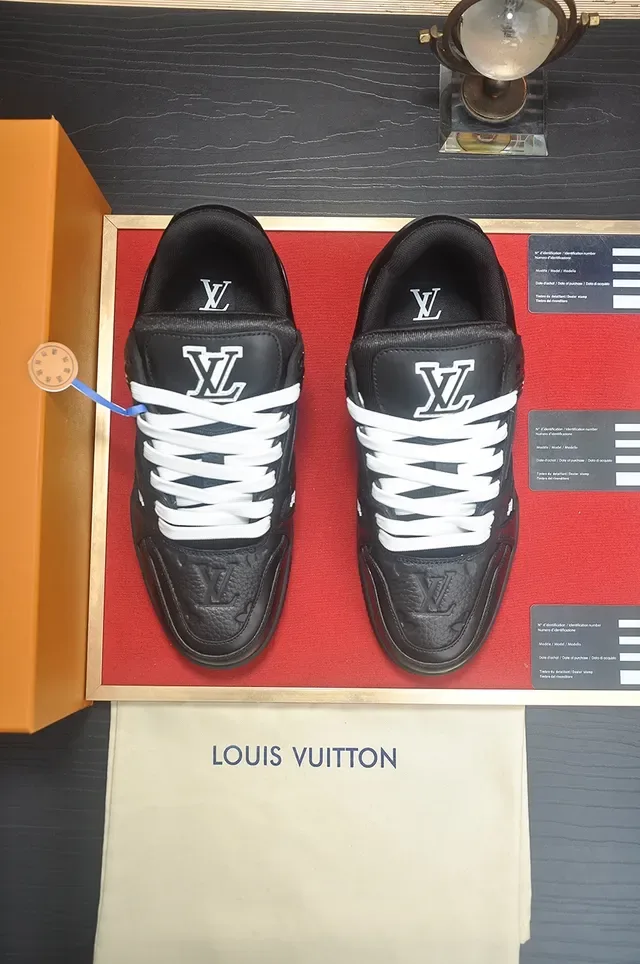 Louis Vuitton LV Trainer Negro Blanco Suela Plataforma Gruesa Cuero Superior Sneakers Lifestyle 5
