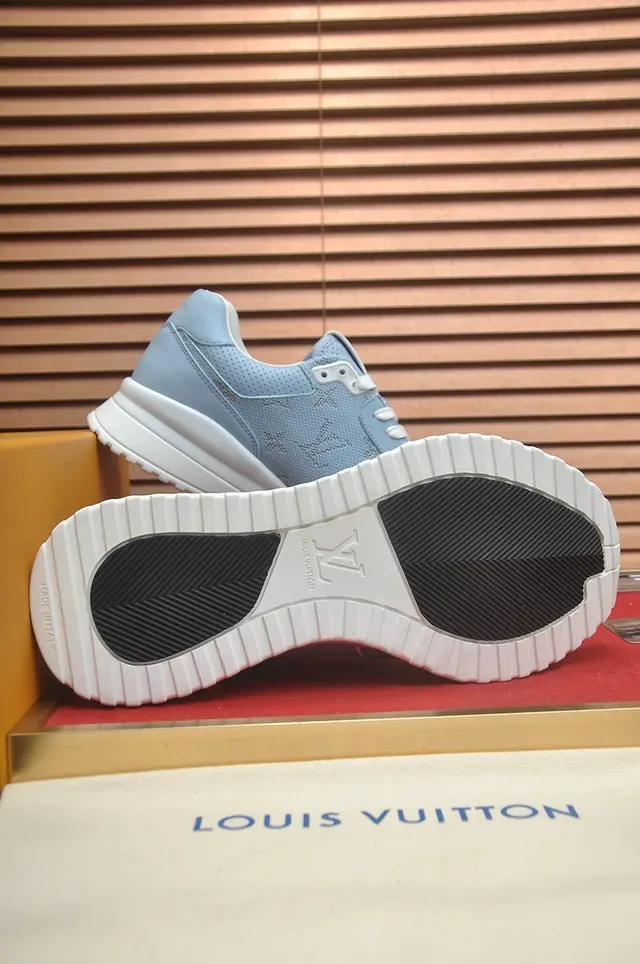 Louis Vuitton LV Trainer Tênis Azuis Brancos Monogrammed Mesh Upper Midsole Esculpido 3