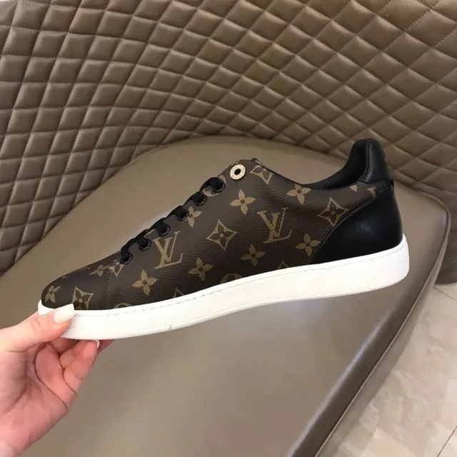 Louis Vuitton LV Trainer Marrón Negro Monograma Lona Cuero Contrahechura Zapatillas Lifestyle 3