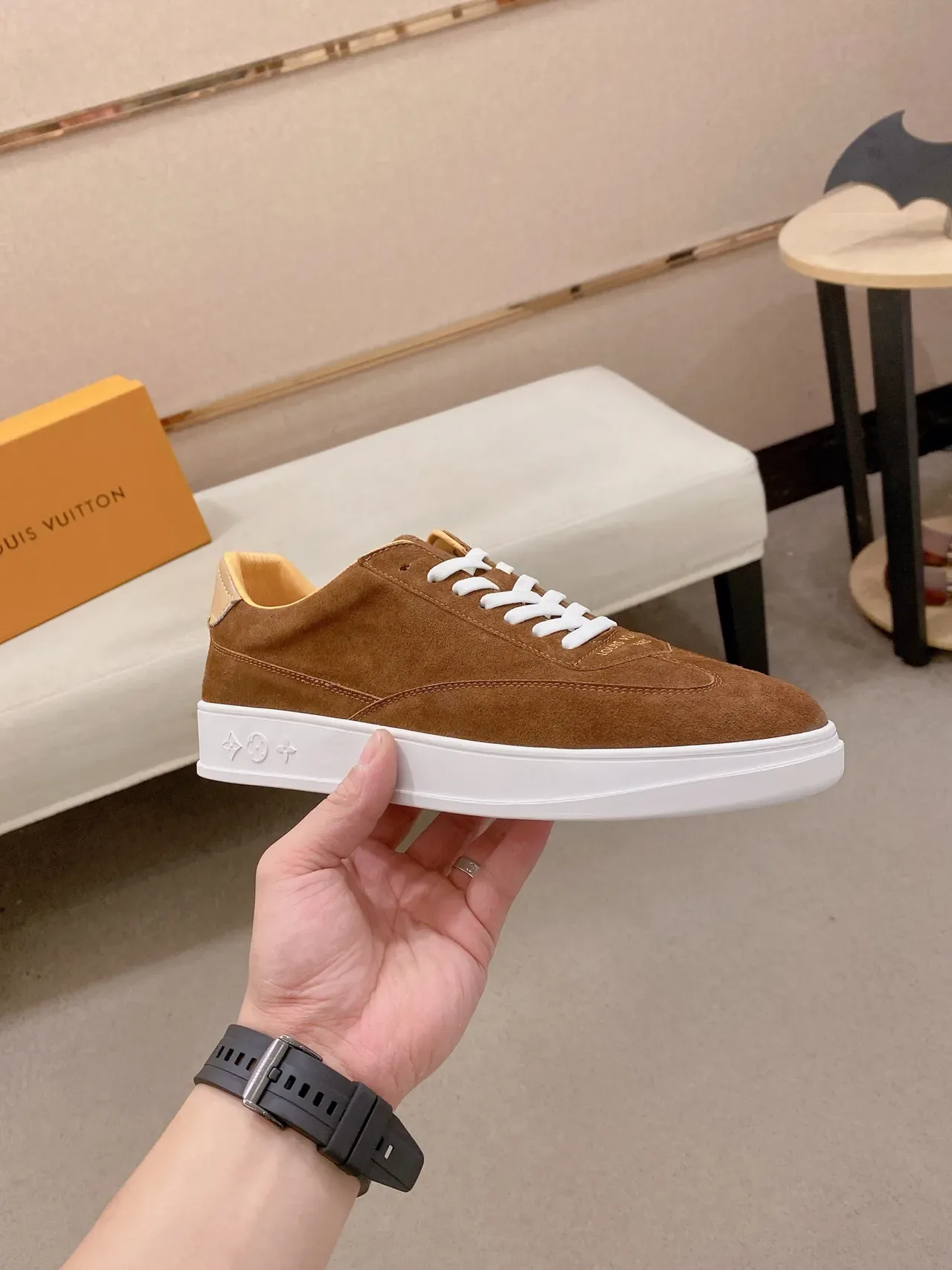 Louis Vuitton LV Trainer বাদামি সাদা সুয়েড উপরের প্ল্যাটফর্ম সোল লাইফস্টাইল স্নিকার্স 5