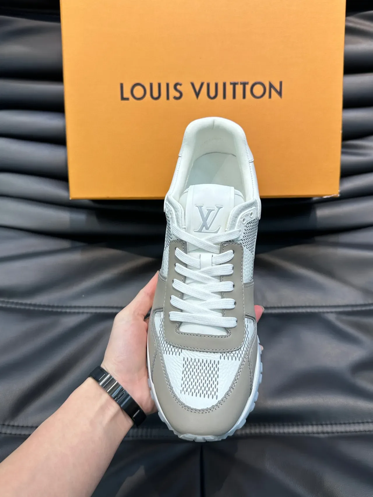 Louis Vuitton LV Trainer أبيض بيج أحذية رياضية Low-Top شبكي جلدي مُجمع 6