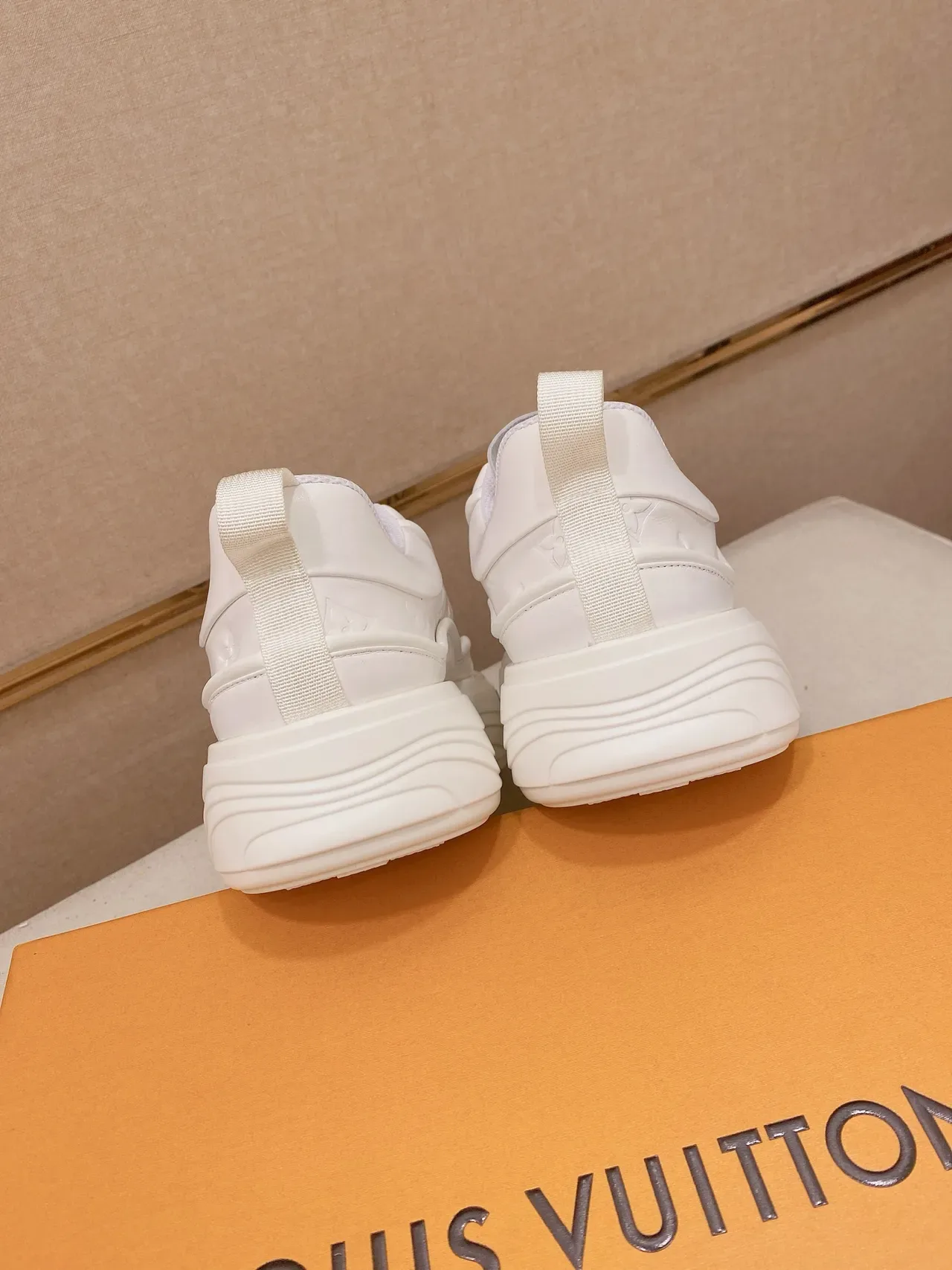 Louis Vuitton LV Trainer White Blue Leather Upper Bold Midsole Branding Lifestyle Sneakers 3