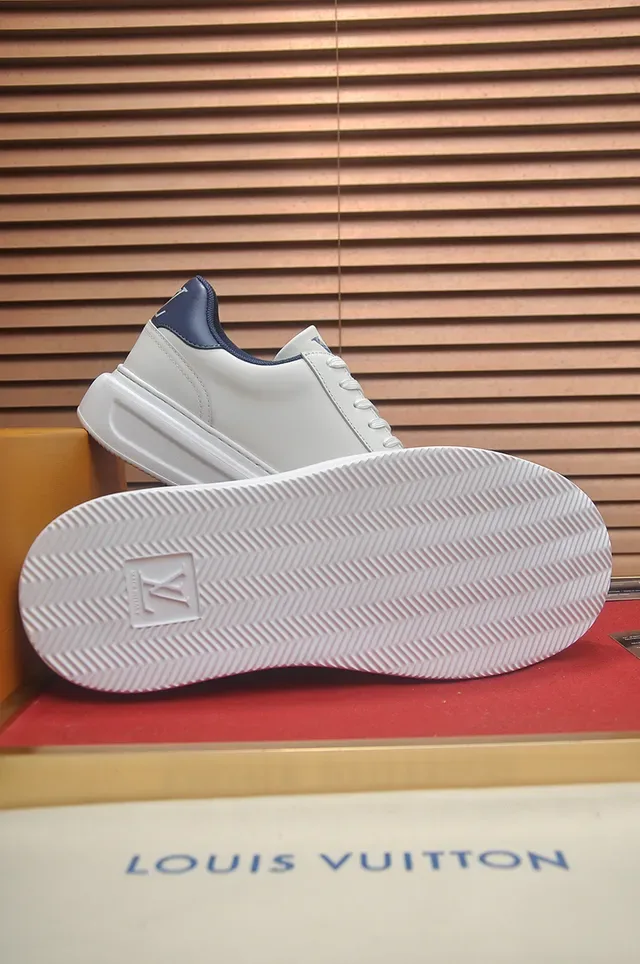 Louis Vuitton LV Trainer 白色海军 Low-Top 刺绣 单色图案 生活方式 运动鞋 3