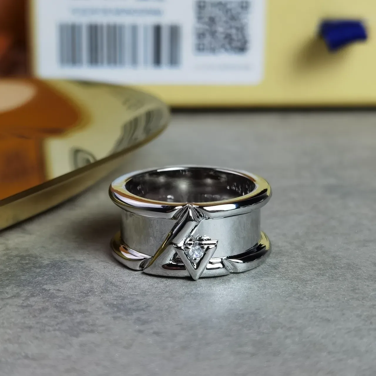 Louis Vuitton LV Volt Gold Silver Geometric Angular Motif Polished Metal Ring 4