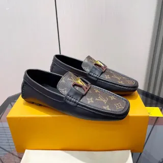 Louis Vuitton মনোগ্রাম ক্যানভাস এবং ব্ল্যাক লেদার লোফার্স