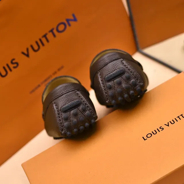 Louis Vuitton Monogram Canvas চামড়া কিনারা সোনার বাকেল লোফার 2