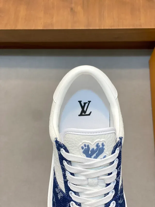 Louis Vuitton Monogram Canvas Navy et Blanc Lifestyle Sneakers 4