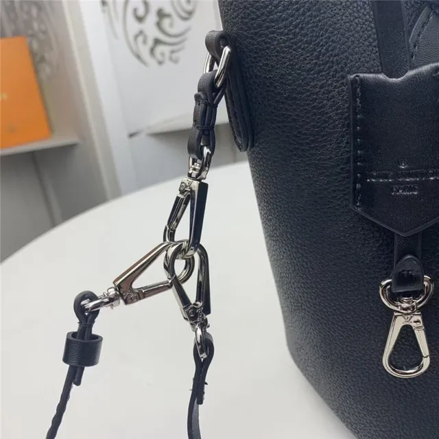 Louis Vuitton Monogram Canvas Structured Mini Top-Handle Handbag 22