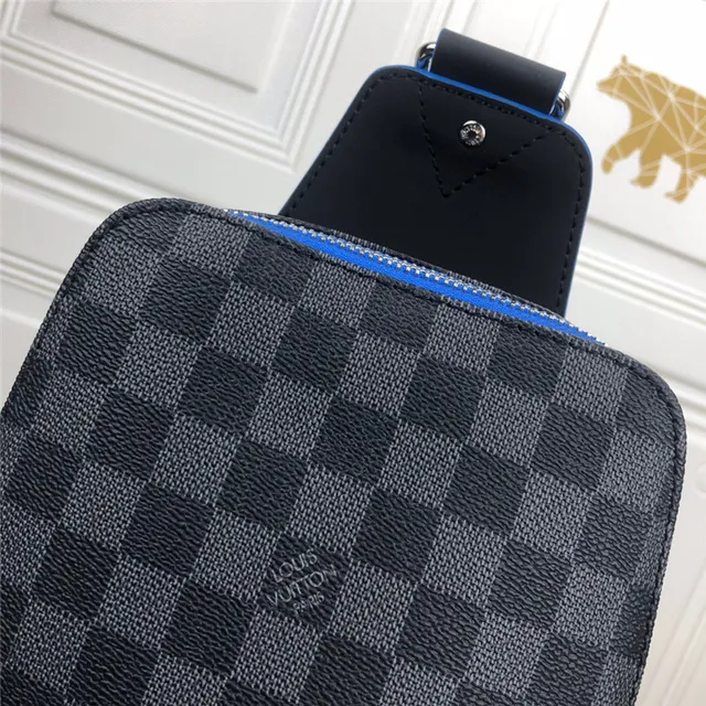 Louis Vuitton Monogram Eclipse মেসেঞ্জার ব্যাগ 14