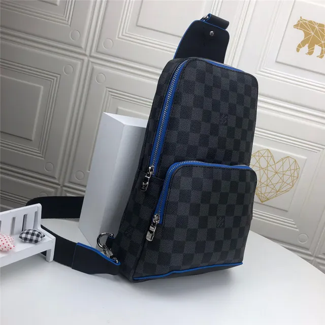 Louis Vuitton Monogram Eclipse মেসেঞ্জার ব্যাগ 17