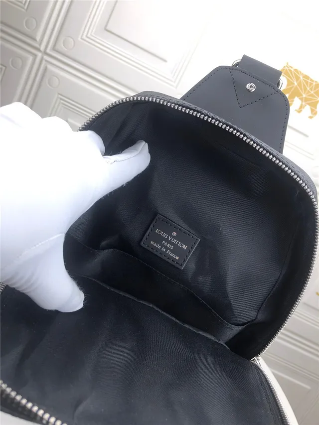 Louis Vuitton Monogram Eclipse মেসেঞ্জার ব্যাগ 20