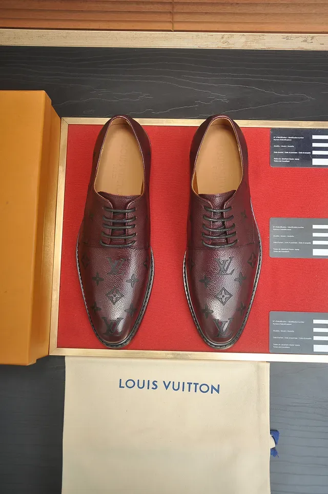 Louis Vuitton أحذية أوكسفورد برغوندي كاب توي مونوغرام مطبوع 5