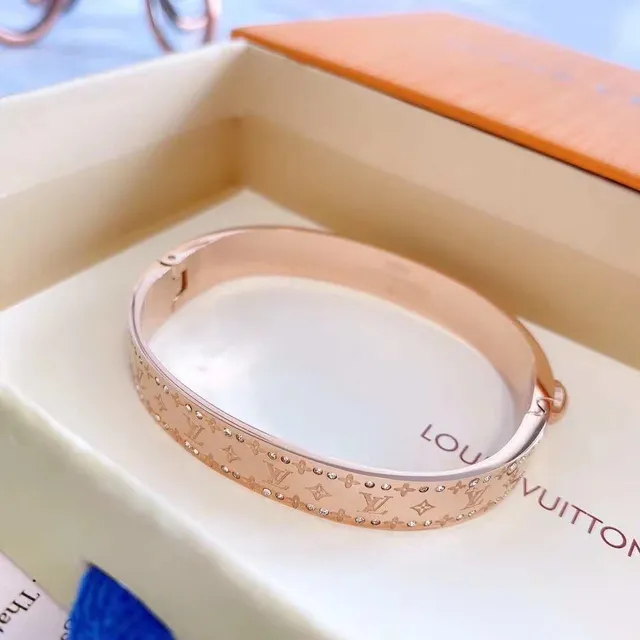 Louis Vuitton Monogram Empreinte أساور بينجل كريستالية مزينة بحلقة مفتوحة 2