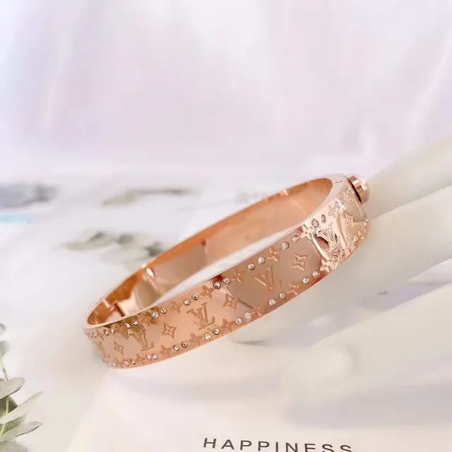 Louis Vuitton Monogram Empreinte أساور بينجل كريستالية مزينة بحلقة مفتوحة 7
