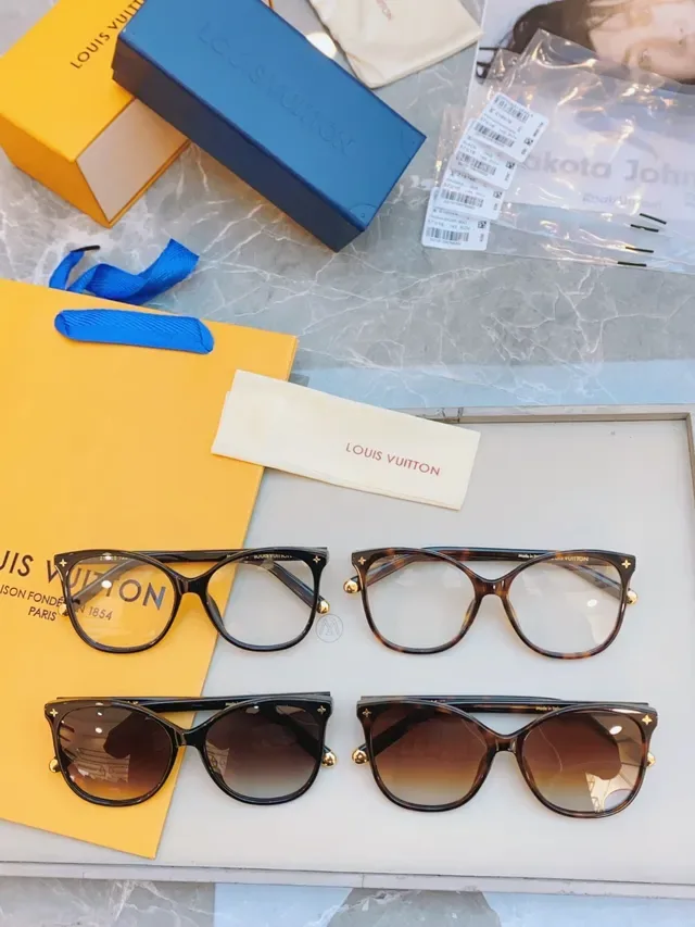 Louis Vuitton Monogram-Engraved Round Acetate Optical Glasses 4