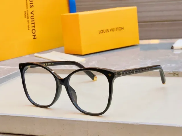 Louis Vuitton Monogram-Engraved Round Acetate Optical Glasses 8