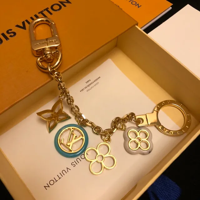 Louis Vuitton Monogram 花卉金蓝金属多 charm 手链 4