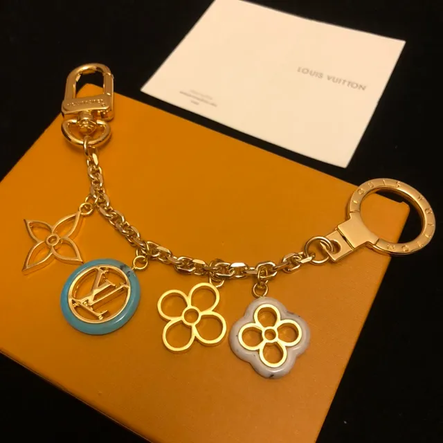 Louis Vuitton Monogram 花卉金蓝金属多 charm 手链 6