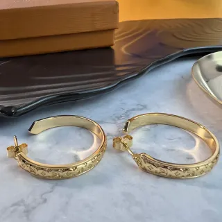 Louis Vuitton Monogram Hoop Gold Polished ইয়াররিংস