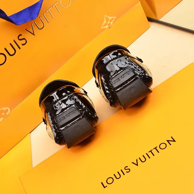 Louis Vuitton Monogram Patent Chain Loafer Black Leather Loafer 2