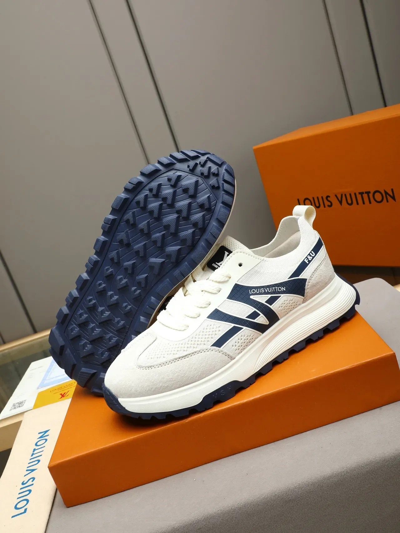 Louis Vuitton Off-White e Navy Mesh Suede tênis 5