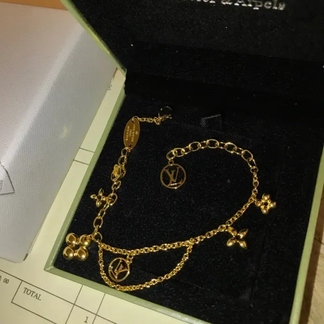 路易威登 欧泊 金链 多 charm 手链 5