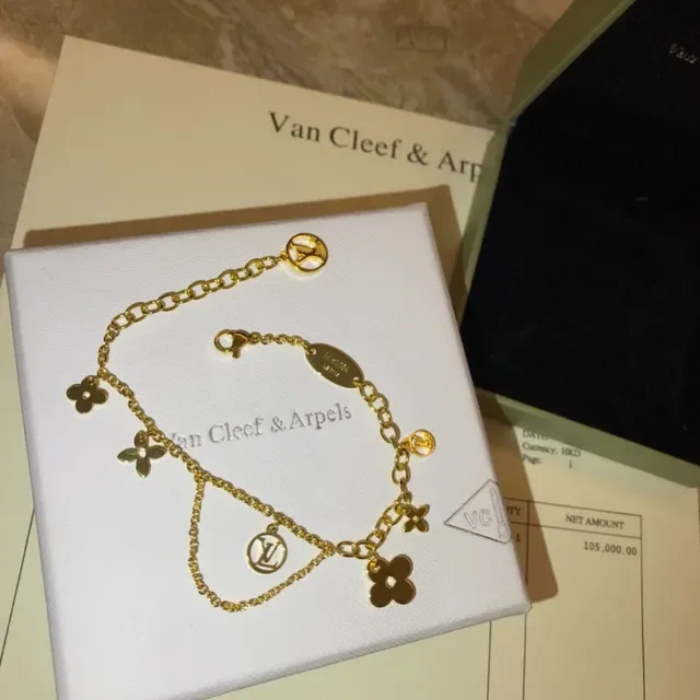路易威登 欧泊 金链 多 charm 手链 7