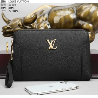 Louis Vuitton Pochette Metis Black Gold Structured Rectangular Pebbled Leather Wristlet