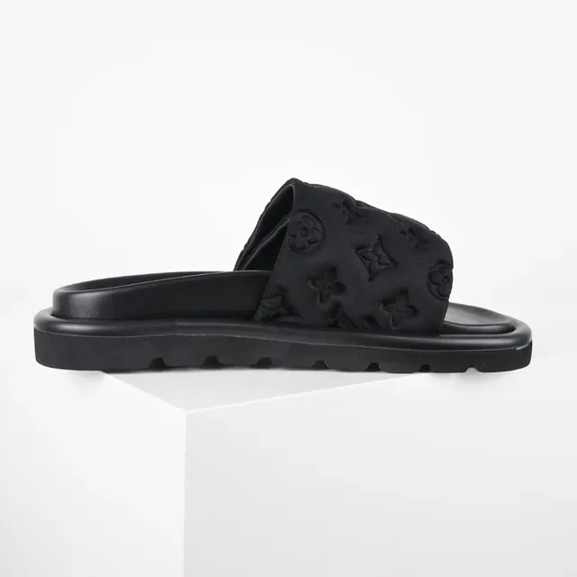 Louis Vuitton Run Away Slide Sandálias Pretas Monogram Com Tirante Acolchoado 7