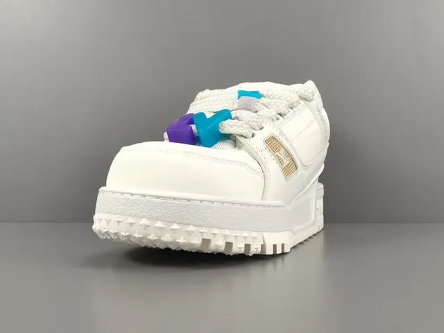 Louis Vuitton Run Away Zapatillas Lifestyle Chunky Blancas 15
