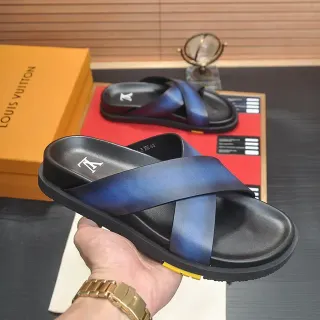 Louis Vuitton Slide কালো নীল ক্রসড লেদার স্ট্র্যাপস ইরিডিসেন্ট গ্র্যাডিয়েন্ট ফিনিশ ক্যাজুয়াল স্যান্ডাল