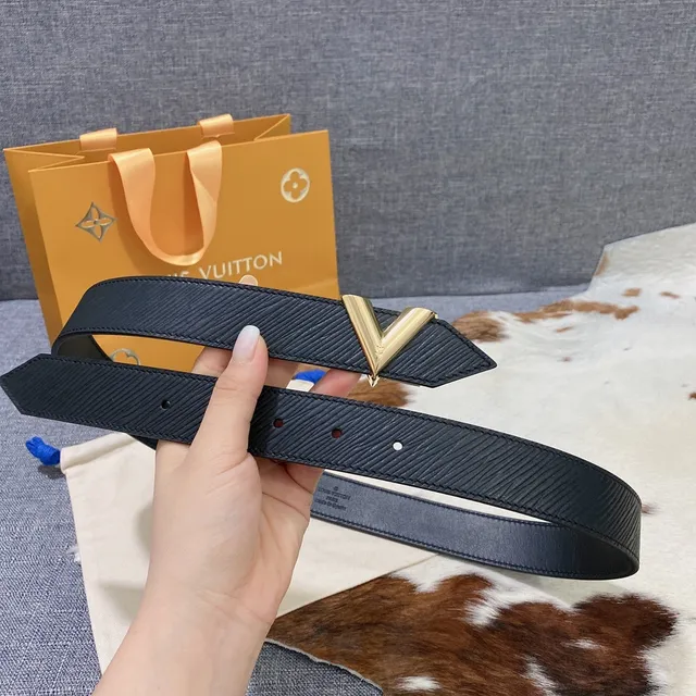 Louis Vuitton V Belt নৌনীল চামড়ার বেল্ট 4