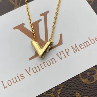 Louis Vuitton V Collection Gold-Tone Pavé পেন্ডেন্ট মালা