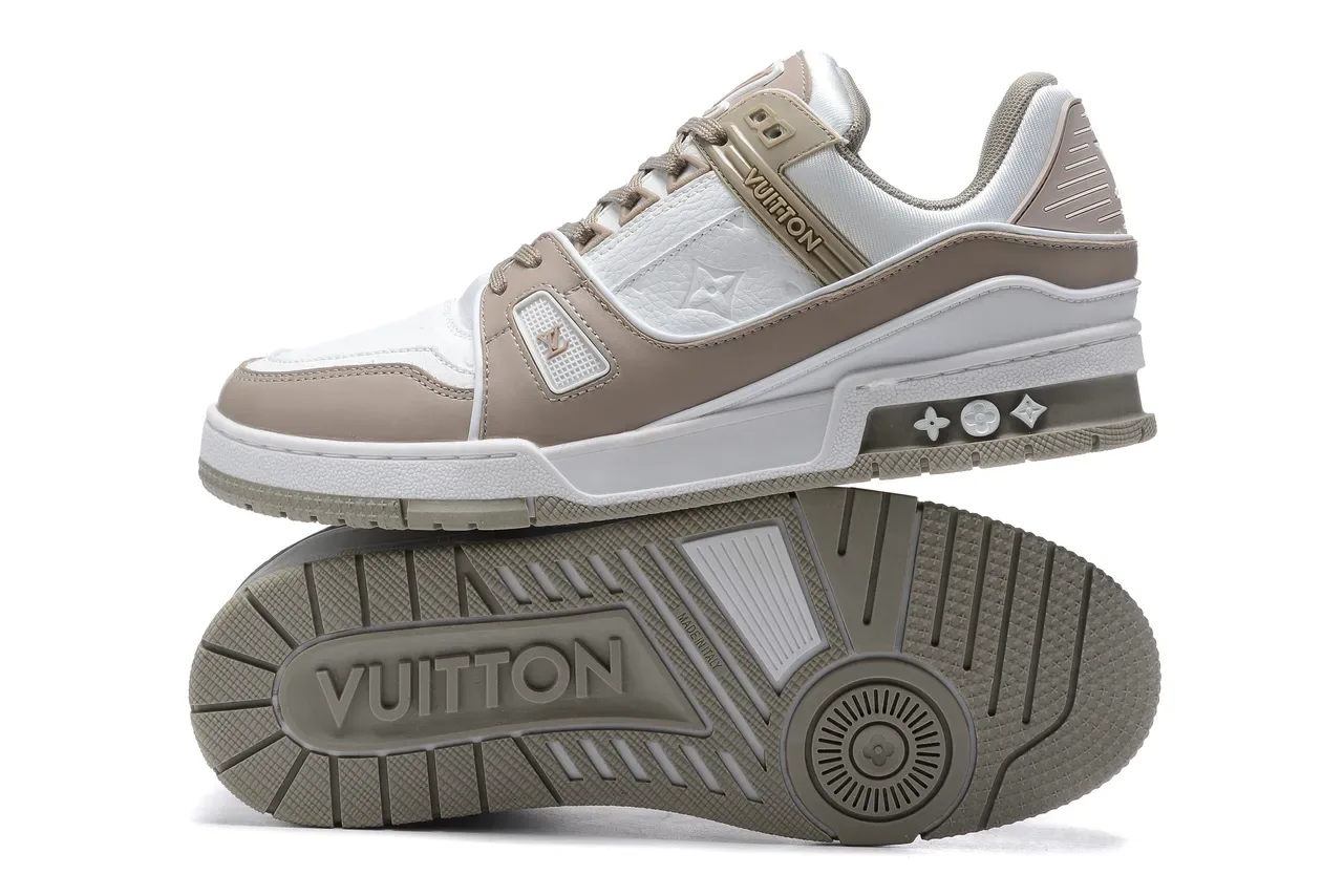 Louis Vuitton Blanc et Beige Cuir et Synthétique Avec Détail de Sangle Asymétrique Chaussures Lifestyle 2