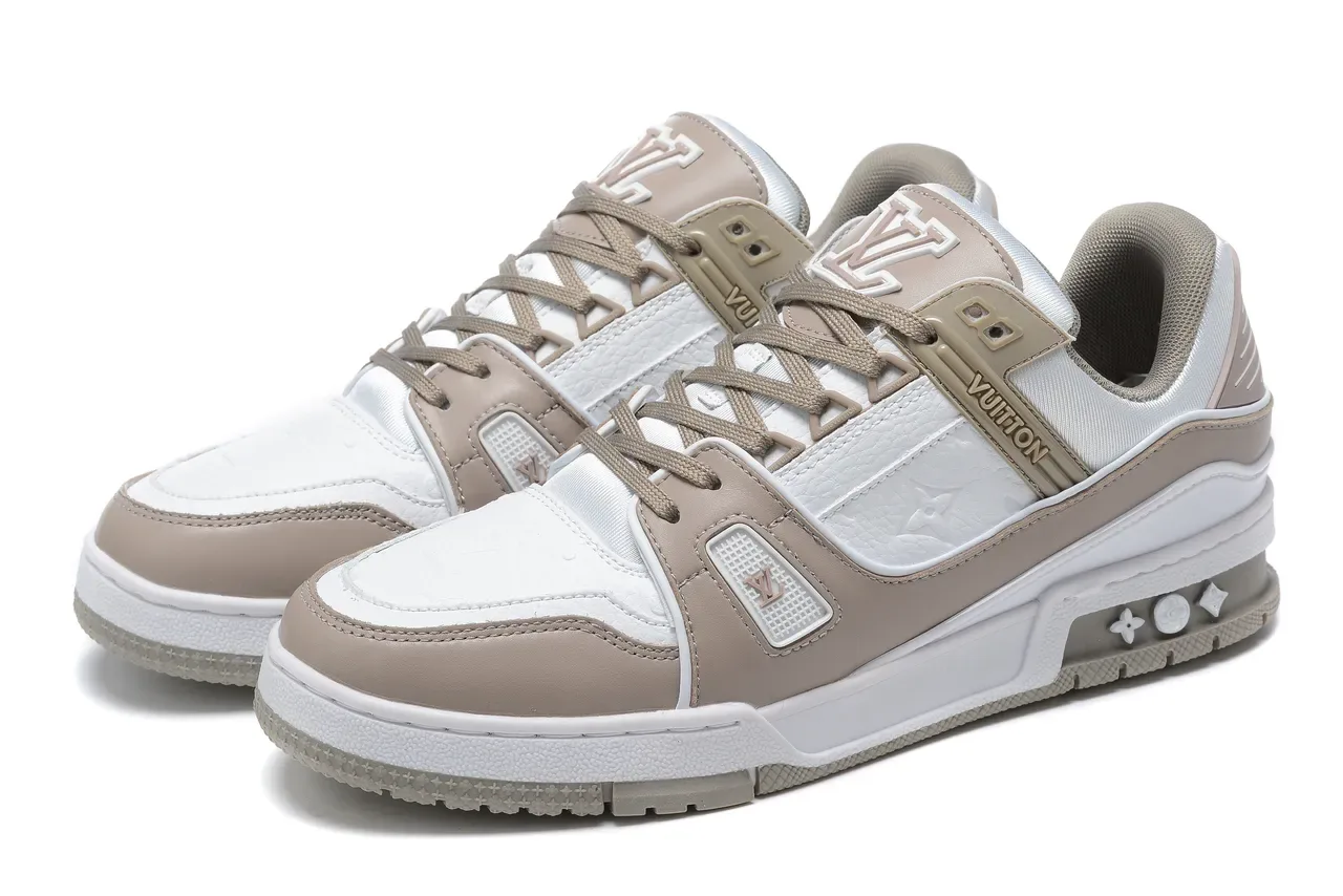 Louis Vuitton Blanc et Beige Cuir et Synthétique Avec Détail de Sangle Asymétrique Chaussures Lifestyle 8