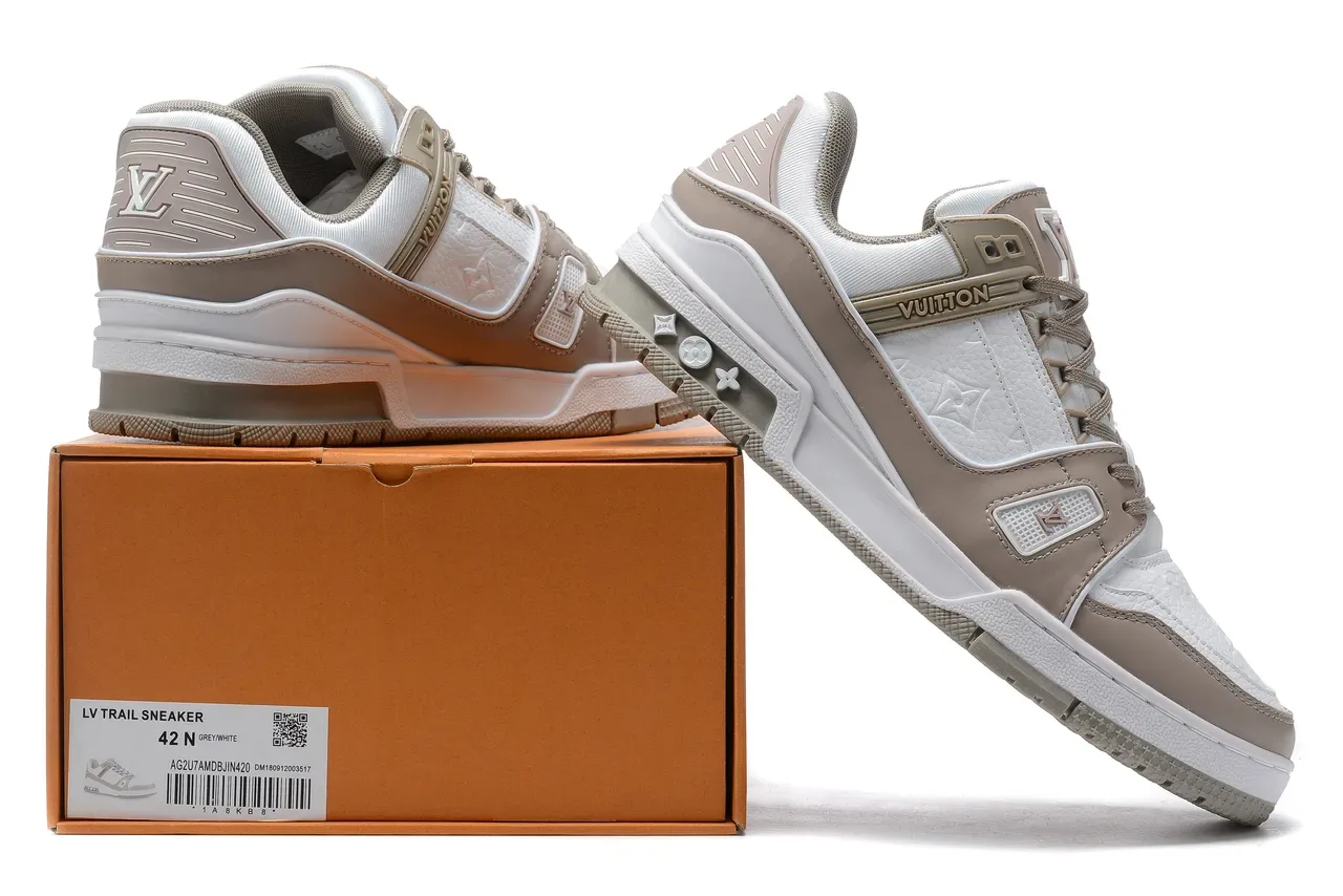 Louis Vuitton Blanc et Beige Cuir et Synthétique Avec Détail de Sangle Asymétrique Chaussures Lifestyle 9