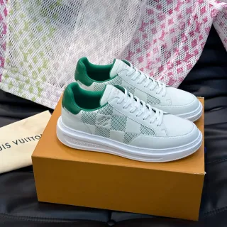 Louis Vuitton Tênis Lifestyle Low-Top Painel de Malha e Couro Branco e Verde