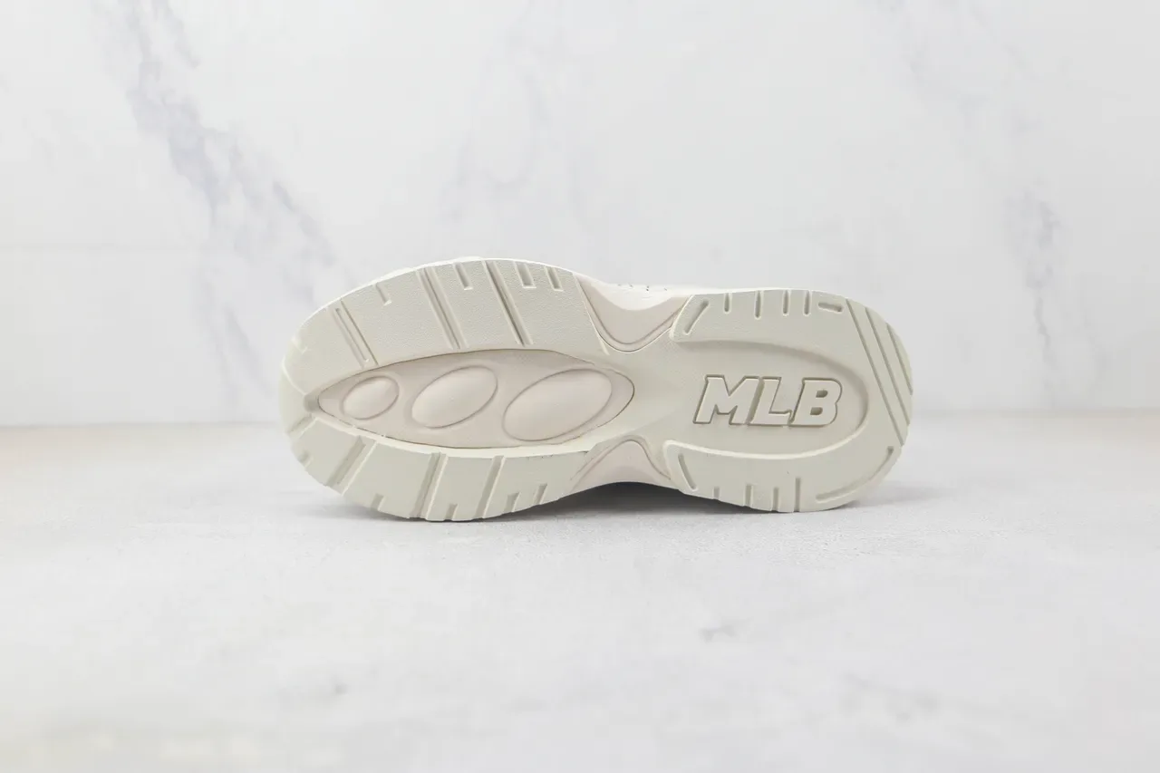 Mitchell & Ness شعار الفريق أبيض أحادي اللون إنترلوكينج نيو كيونكي سنيكرز 8