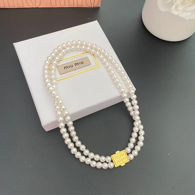 Miu Miu Logo मोती सफेद सोना डबल स्ट्रैंड नेकलेस 9