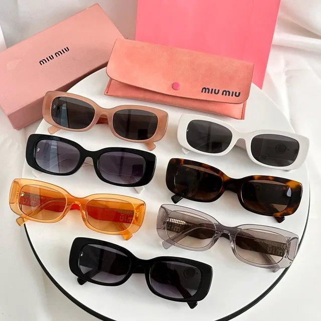 Miu Miu Lunettes de Soleil Rectangulaires à Lentilles Gradient 3