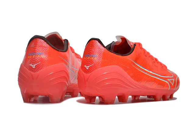 Mizuno 红蓝低切合成网面动态波形覆盖人工草地足球鞋 5