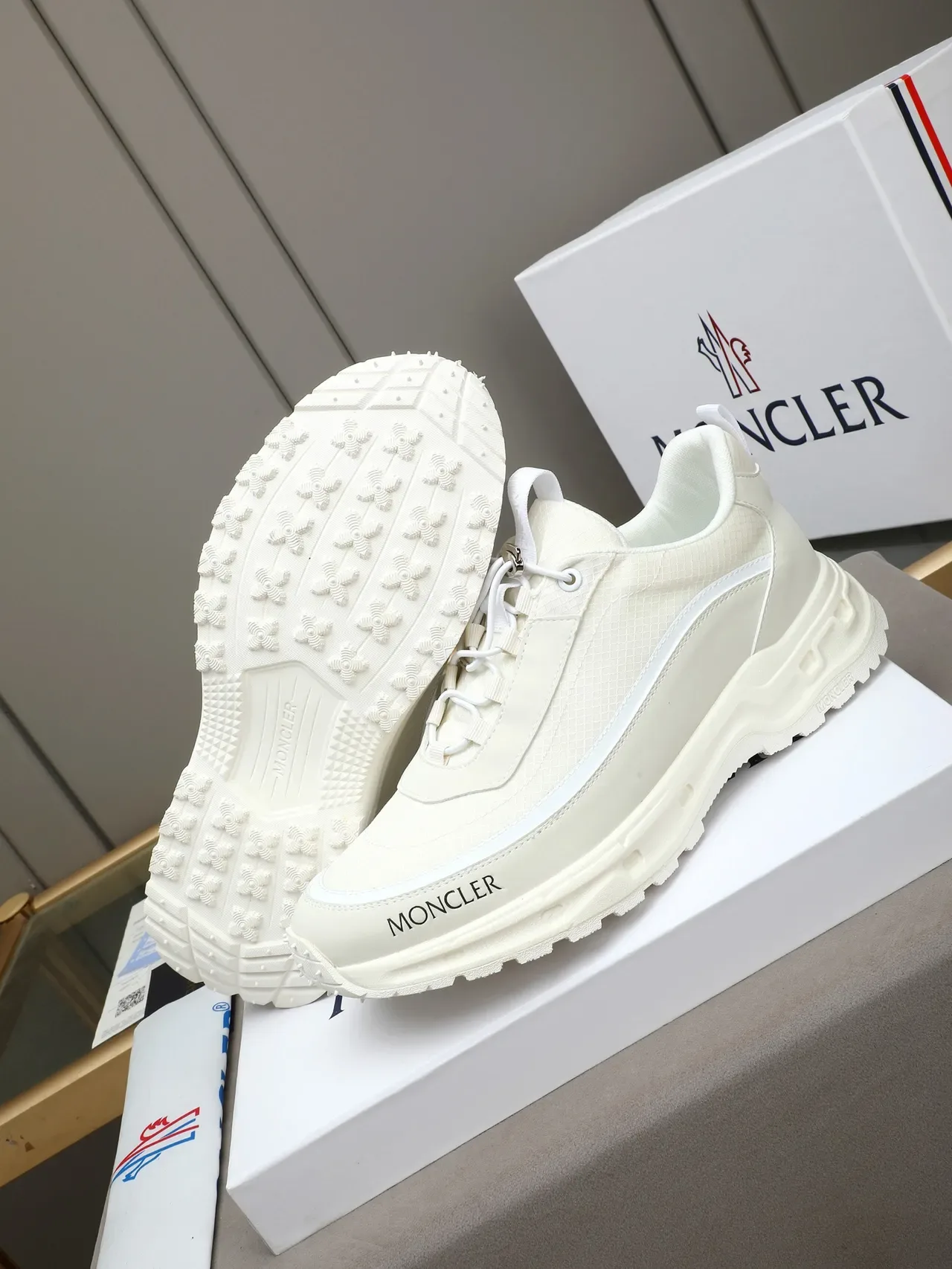 Moncler Zapatilla Lifestyle Suela Gruesa Blanca 5