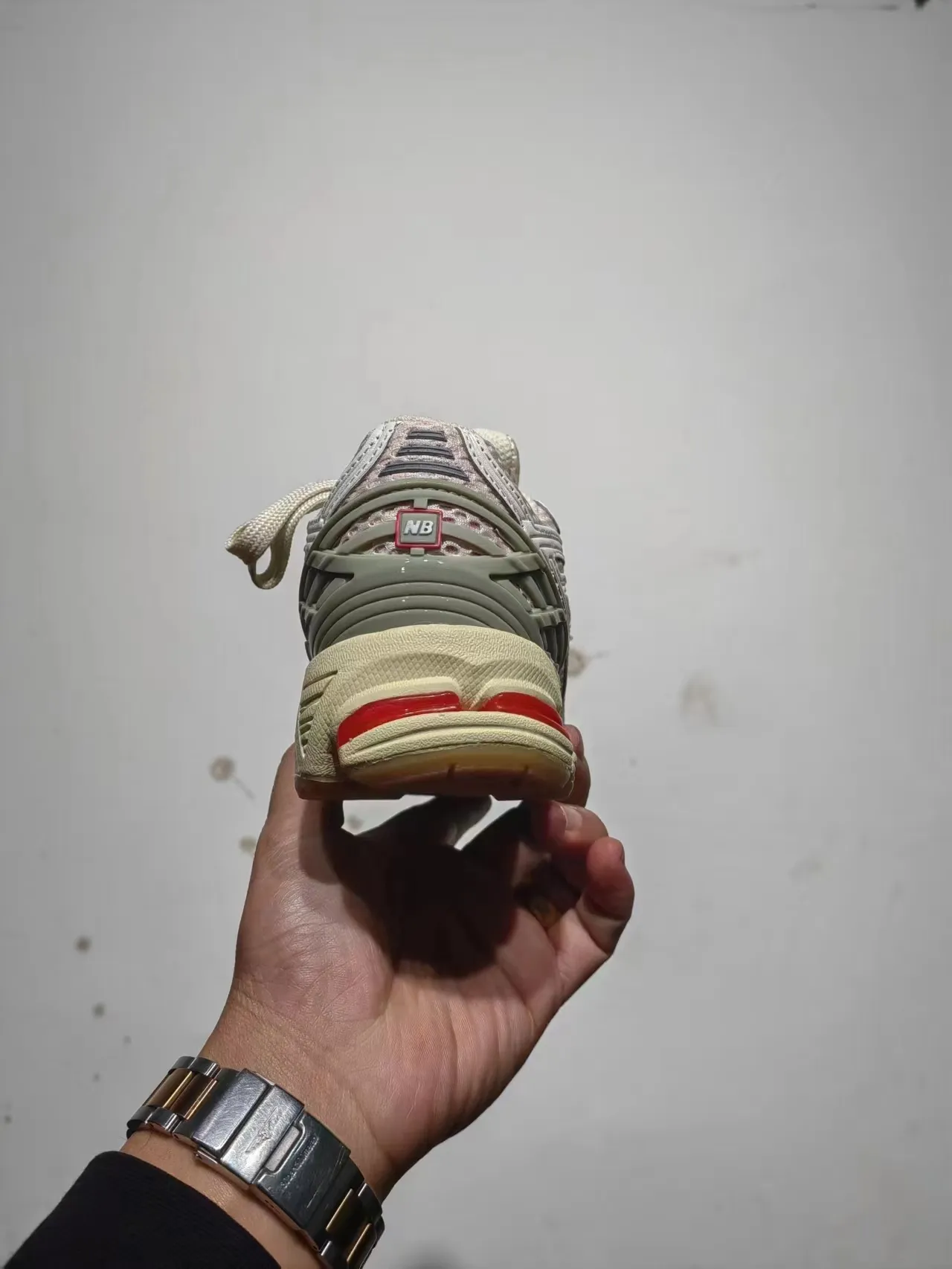 New Balance 1906R blanc rouge beige Chaussures de course 3