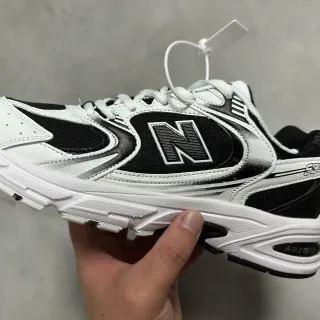 New Balance 530 কালো এবং সাদা লাইফস্টাইল স্নিকার্স