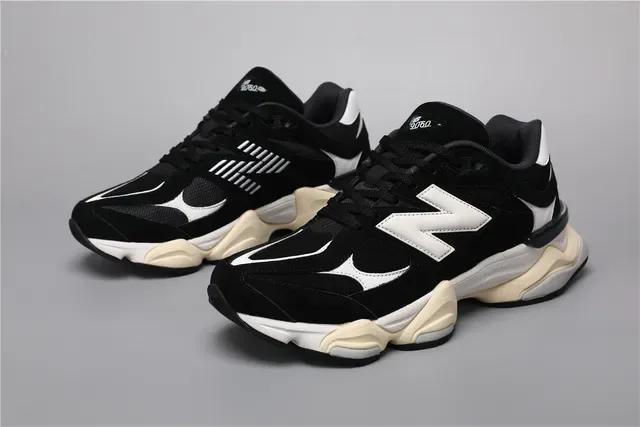 New Balance 9060 কালো সাদা ক্রিম লাইফস্টাইল স্নিকার 5