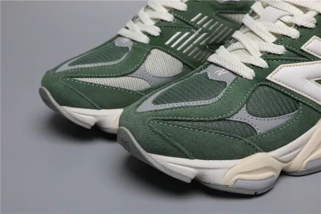 New Balance 9060 Verde Floresta Branco Tênis Estilo de vida 4