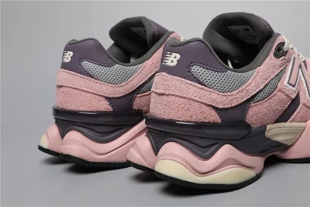 New Balance 9060 Sneakers Lifestyle Rose Gris 2