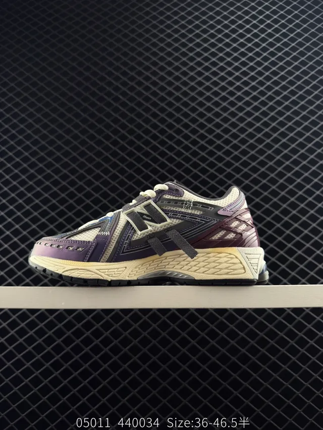 New Balance 906A Tênis chunky roxo bege com malha multicamadas e sobreposições sintéticas e sola intermediária empilhada 6