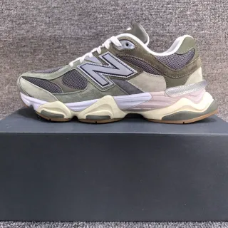 New Balance Vert Militaire Beige Semelle Multi-Couches Suède Et Maille Panneau Sneakers Chunky